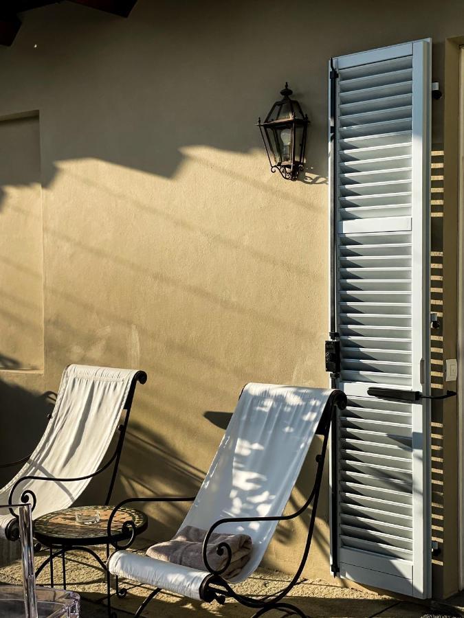 Corte Gondina Boutique Hotel La Morra Eksteriør billede