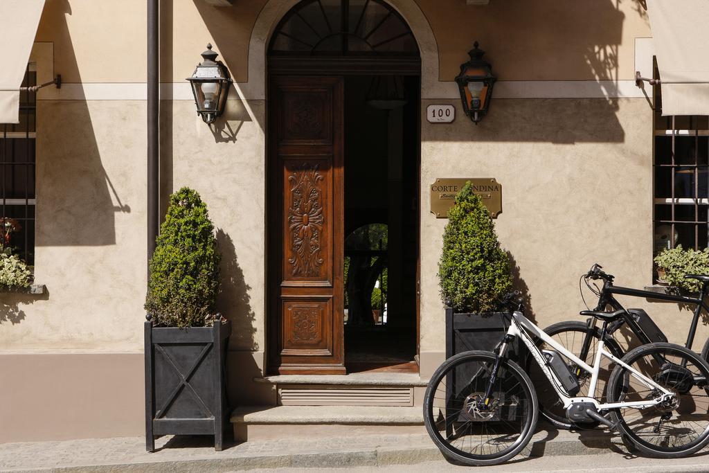 Corte Gondina Boutique Hotel La Morra Eksteriør billede