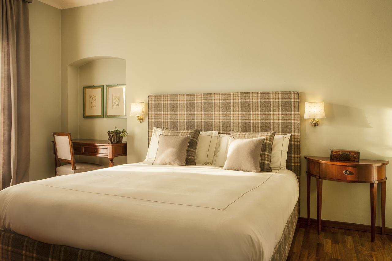 Corte Gondina Boutique Hotel La Morra Eksteriør billede