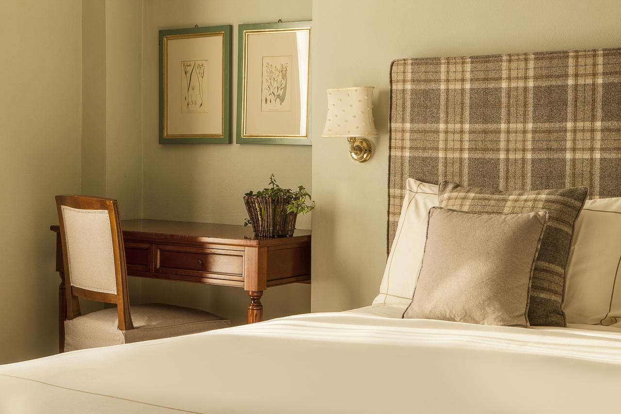 Corte Gondina Boutique Hotel La Morra Eksteriør billede